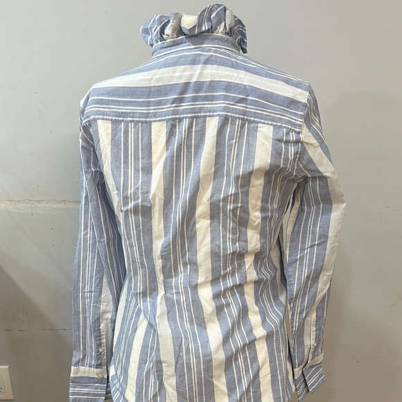 Banana Republic Blue and White Striped Button Down Shirt - Picture 3 of 6